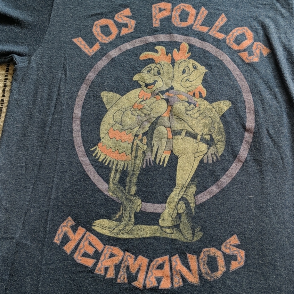 Breaking Bad "Los Pollos Hermanos" Tee - Picture 2 of 6